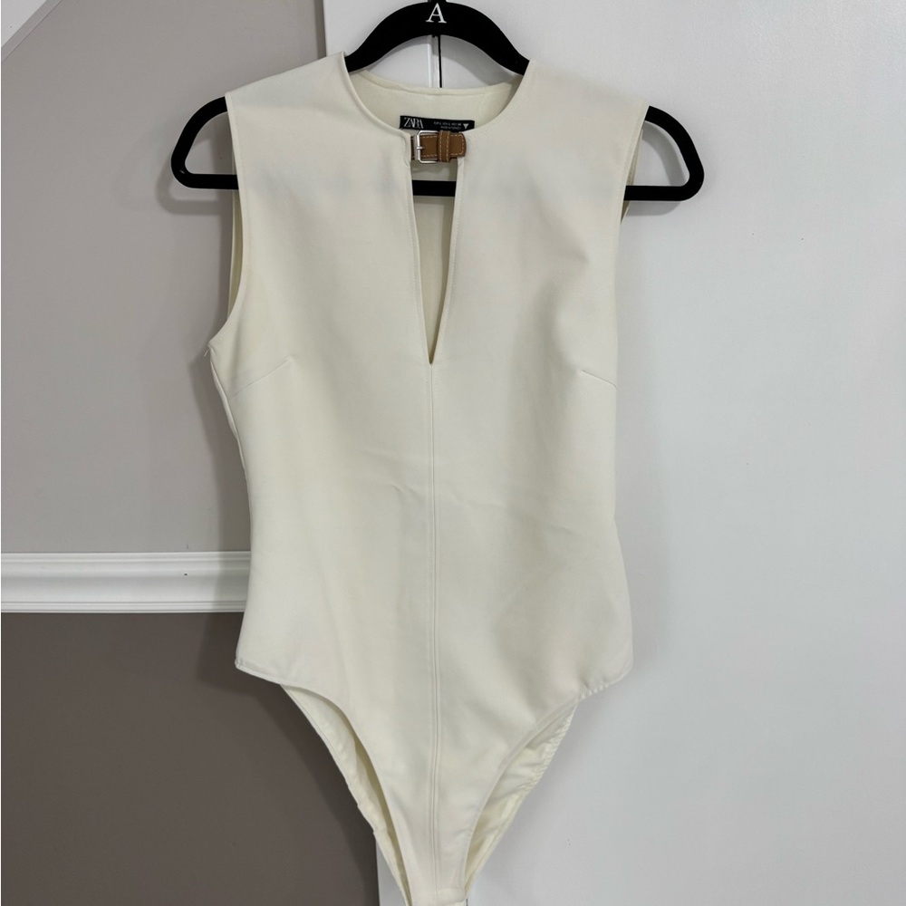 Zara White Sleeveless Bodysuit